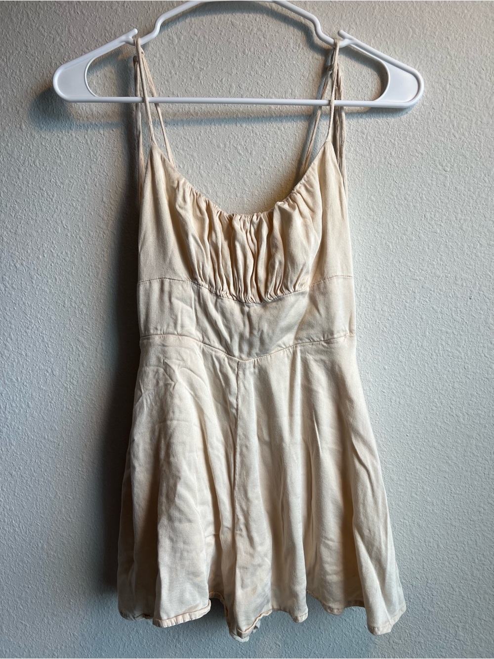 Urban Outfitters Cream Ruched Bodice Spaghetti-Strap Romper